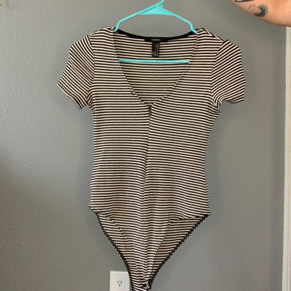 Black and white striped bodysuit - Picture 4 of 8